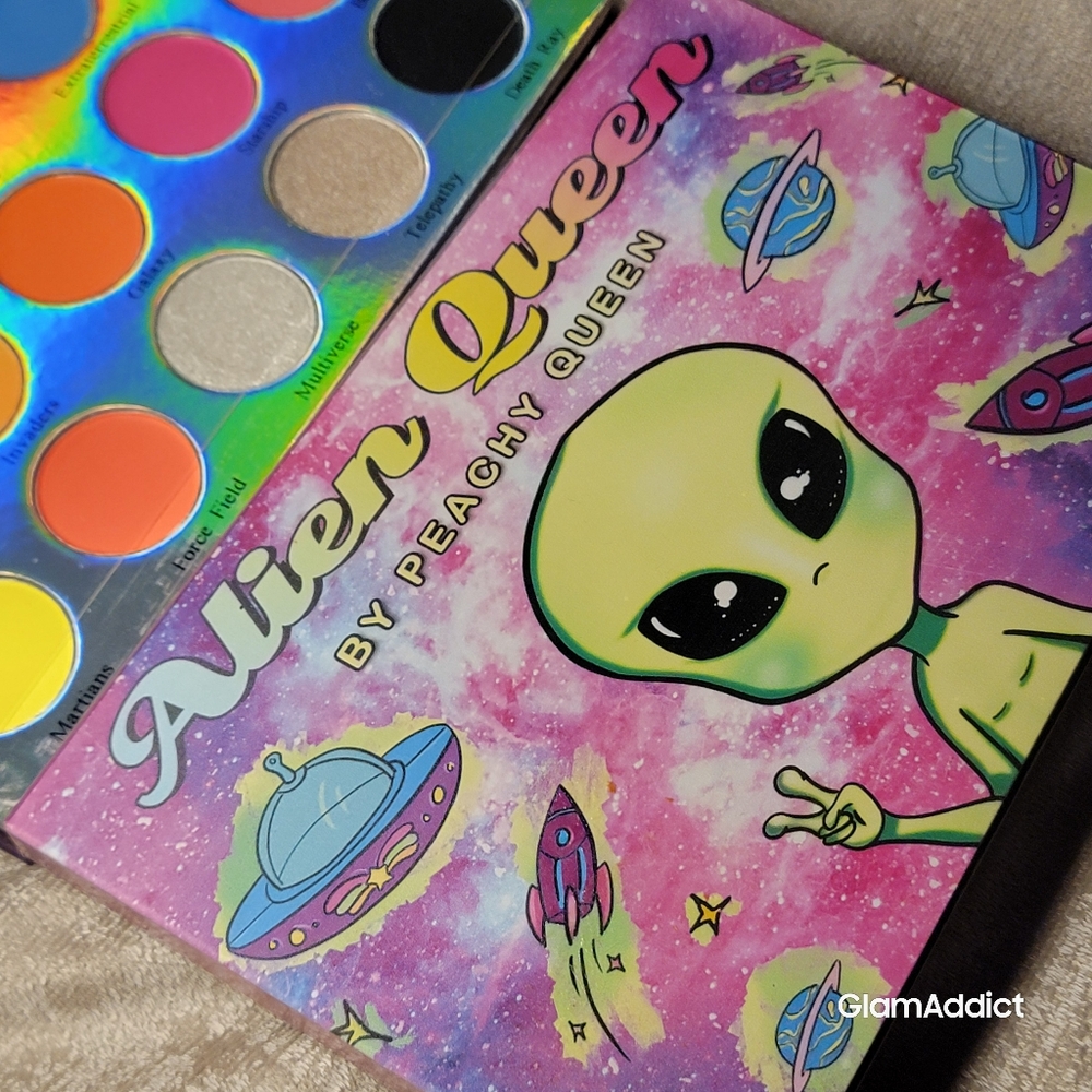 Peachy Queen Alien Queen Pallet